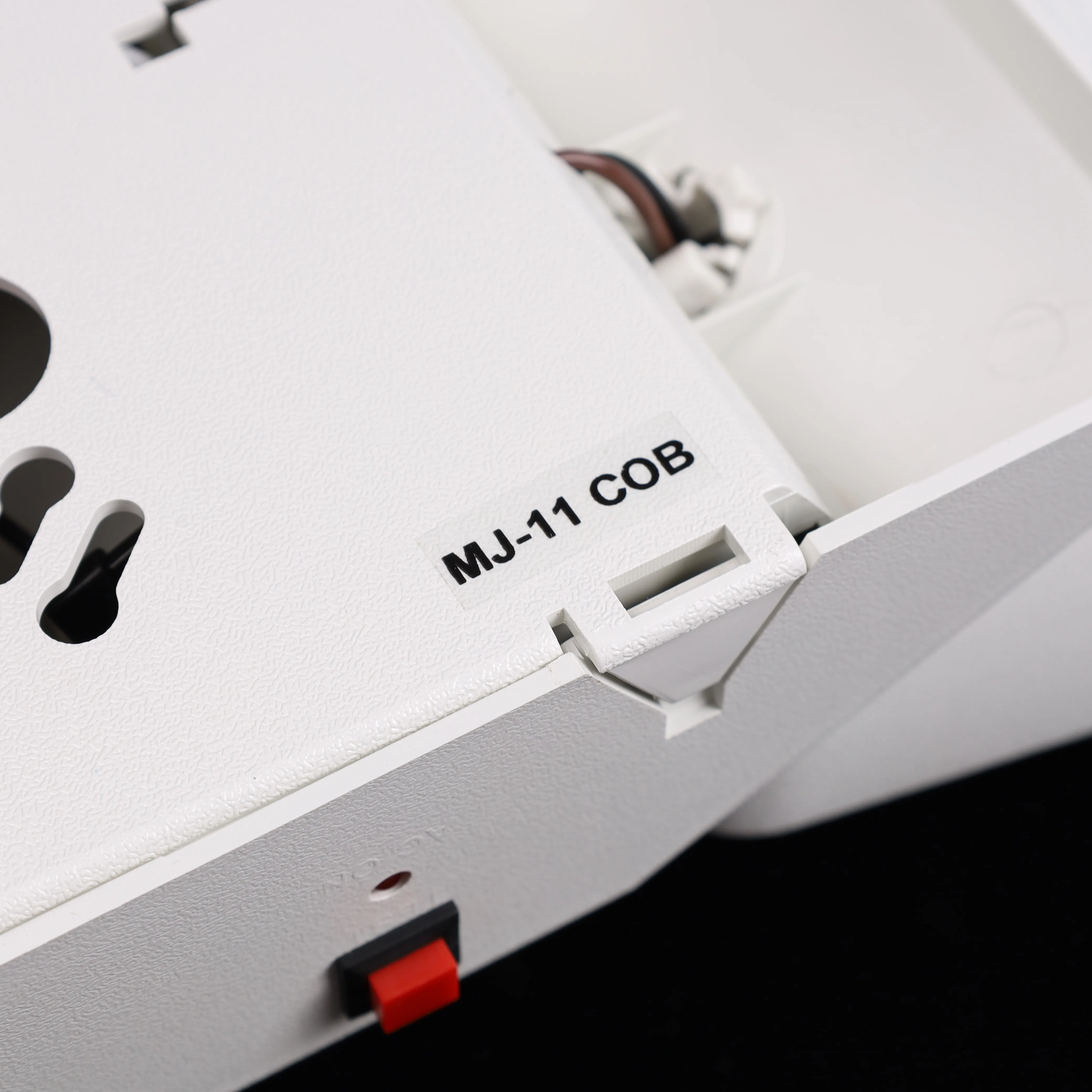 New Multi-purpose Thermoplastic Abs Shell Signal Safety Working Flashlight Led Emergency Light