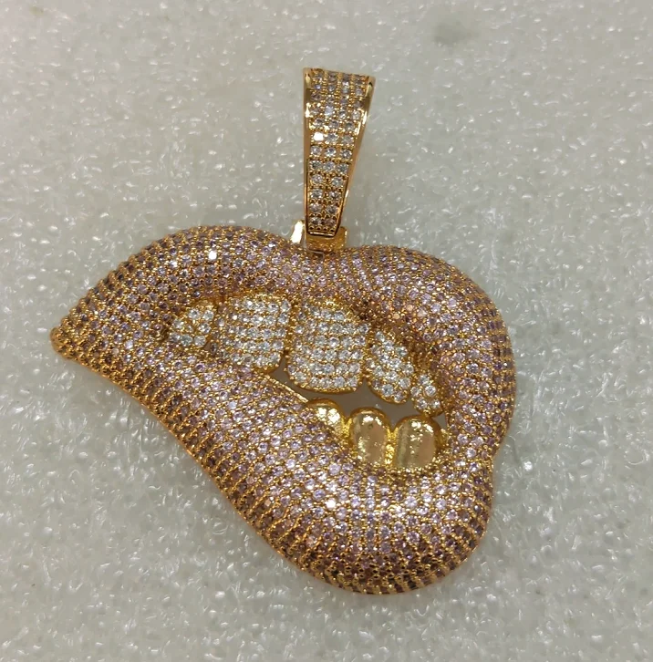 icy diamond swirl unicorn pendant necklace