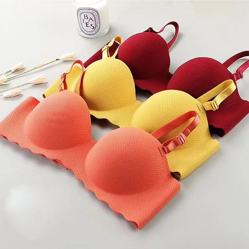 Small Breast Women Cheap Price Bra Solid Color Adjusted-straps Wireless Wholesale Hot Selling Bra Ladies