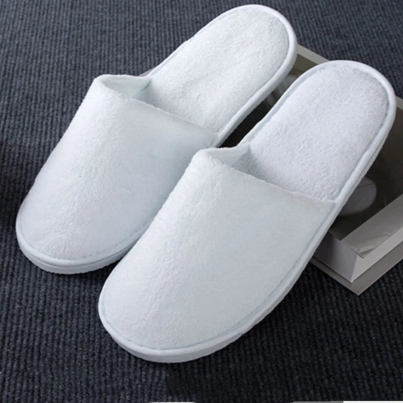 Custom Spa Guest Disposable White Closed Toe Bathroom Soft Coral Fleece Hotel Slippers