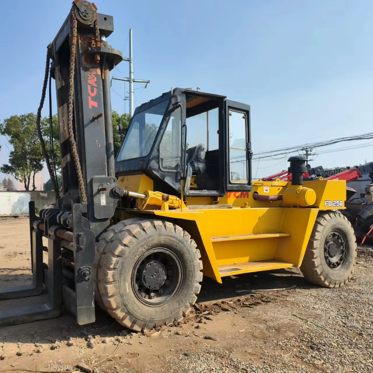 Hot Sale Low Price TCM FD250 Used Forklift Original Core Components for Farms Japanese Engine Good Condition 2020