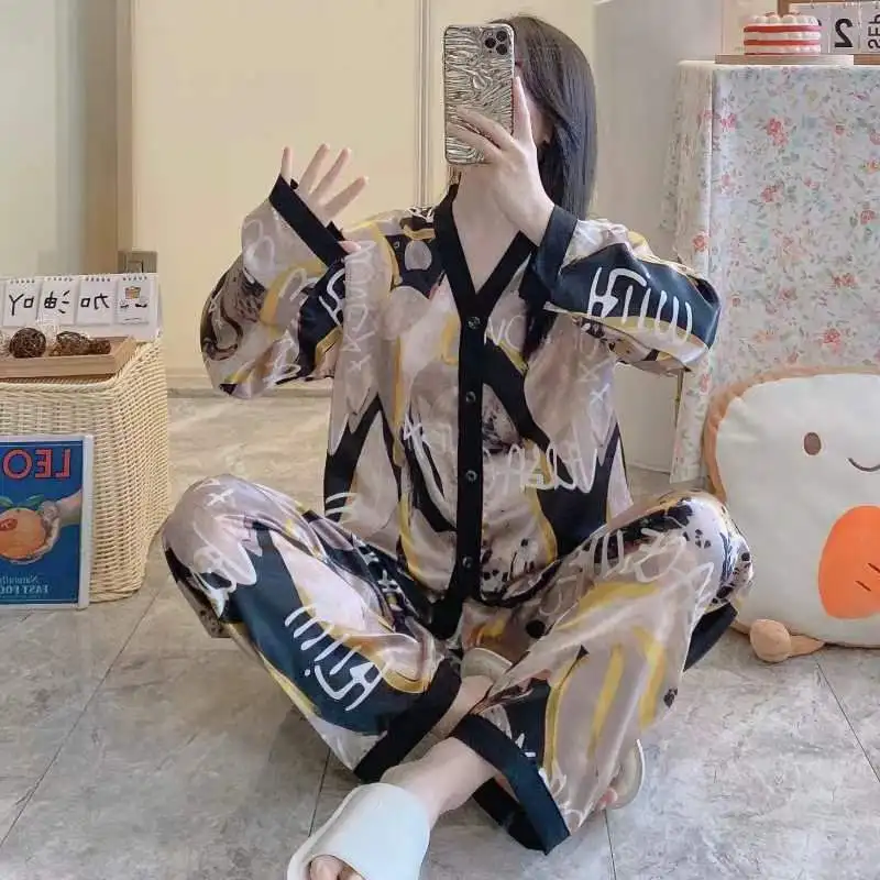 Spring new silk ice silk ladies pajamas long sleeve trousers home clothes cardigan ice silk two sets of pajamas manufacturers di