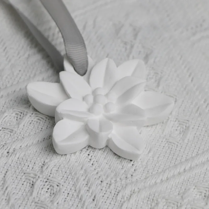 White lotus flower interior decoration ceramic accessories