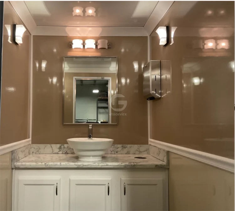 Brand new mobile toilet luxury customization built rest room high quality VIP mobile restroom trailer