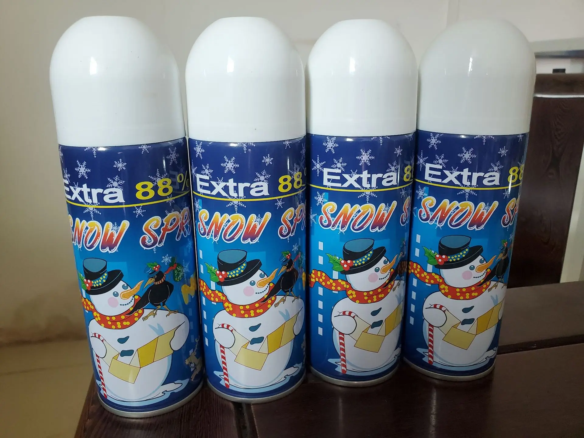 Novelty Christmas Celebration Wedding Holiday Party Snow Spray Environmental protection Clown Snowman