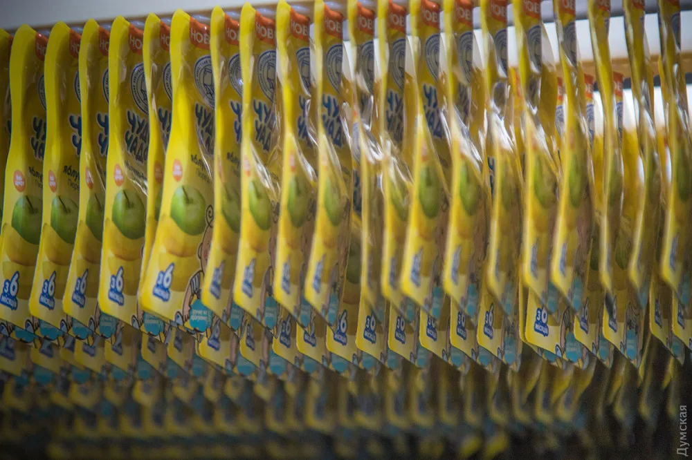 
hot selling tetrapak package healthy safe to eat sugar-free chudo chado Ukraine baby vape juice baby food juice vape 