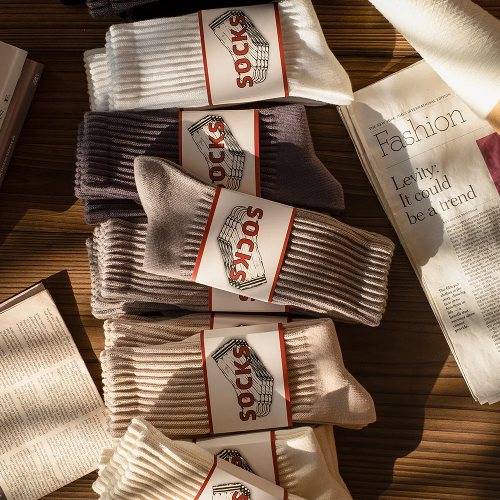 Wholesale New Vintage Vertical Strip Mens Crew Socks Cotton Custom Sock