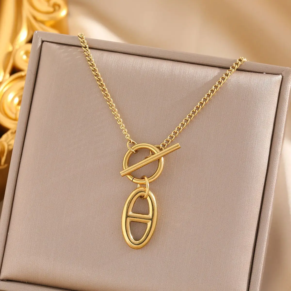 Fashionable exquisite Pig Nose Necklace Gold Plated Stainless Steel jewelry Jewelry for women