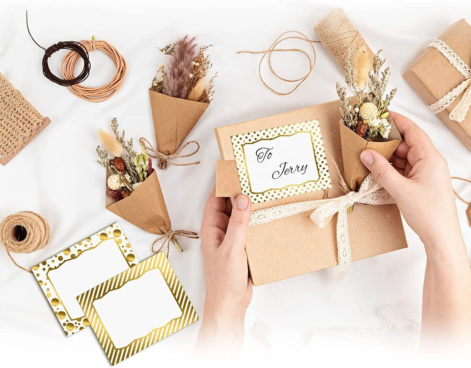 Manufacturers Custom Design Vinyl Adhesive Name Sticker Label with Gold Foil Writable 50 Sheets per Pack