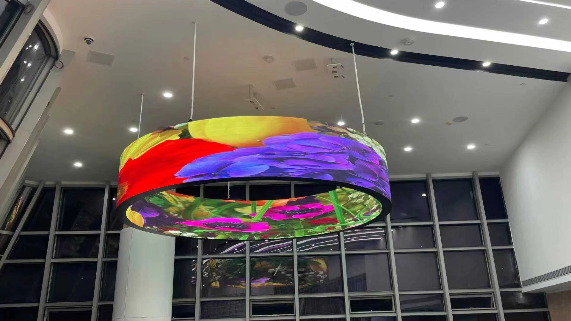 Flexible LED Screen,LED video curtain wall screen,Curved flexible LED display