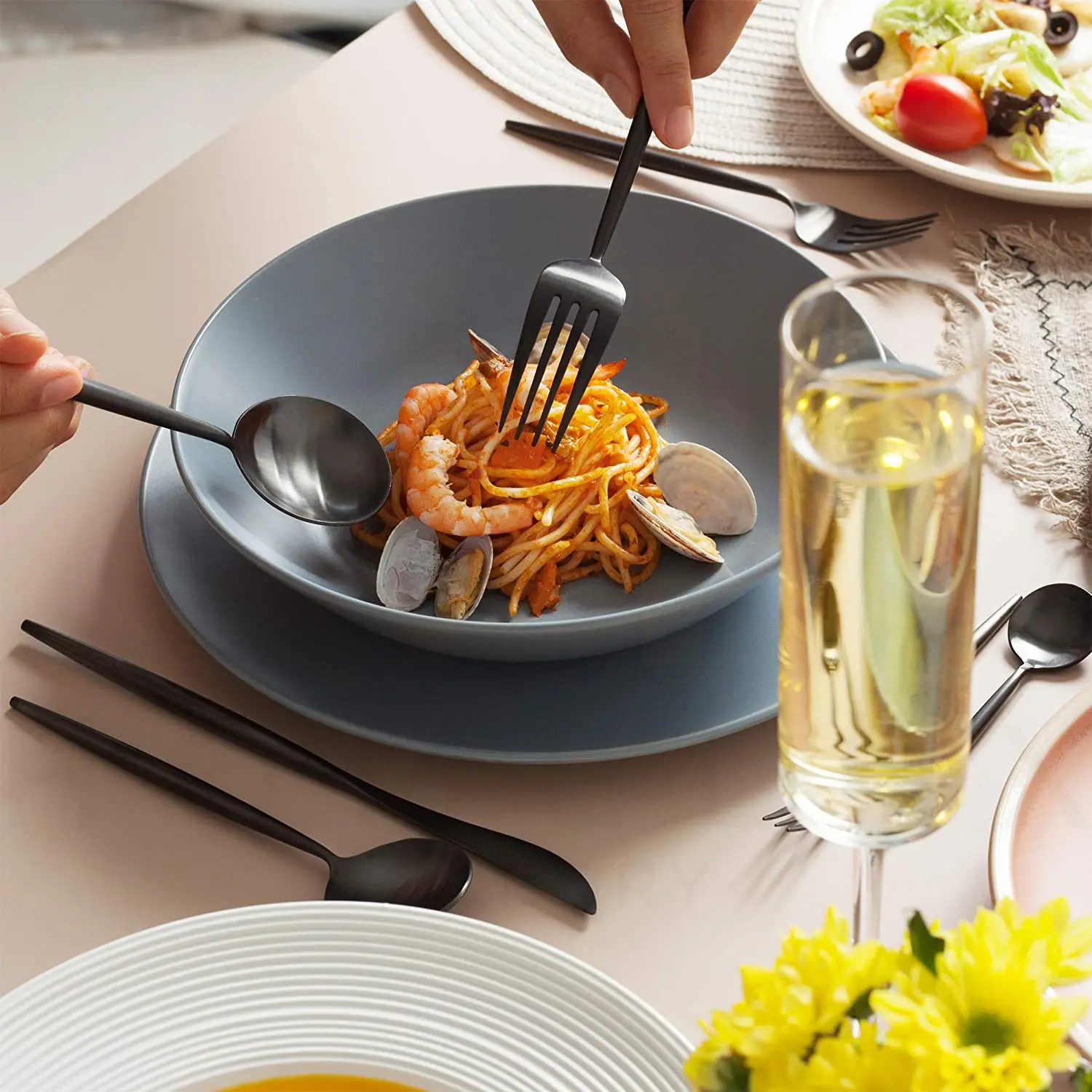 Restaurant Cutlery Set Wedding Cutlery Black Matte Chopsticks Spoon Set