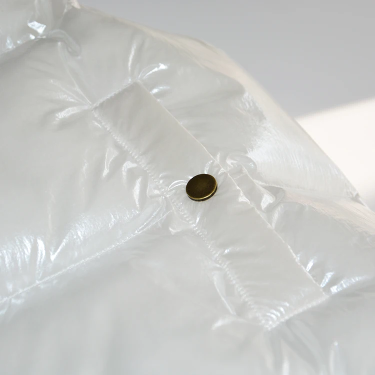 
S-XL Stand Collar 390g Polyester White Winter Quilted Bubble Coat Vest Shiny Puffer Vest Women 