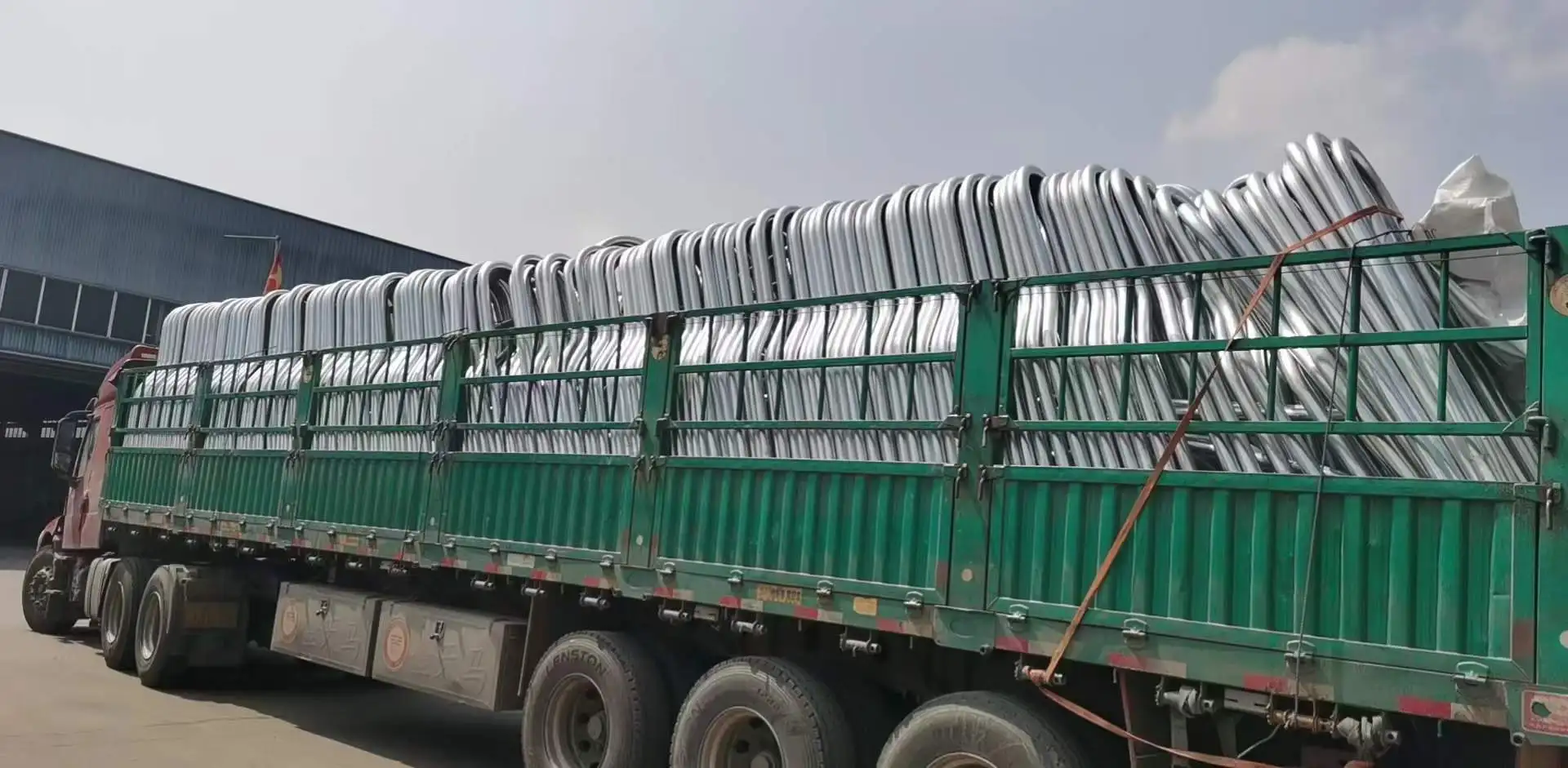 Dairy Cattle Farm Livestock Farming Equipment Cow Horse Free Project Cow Stall Panels for Sale Cattle Free Stall