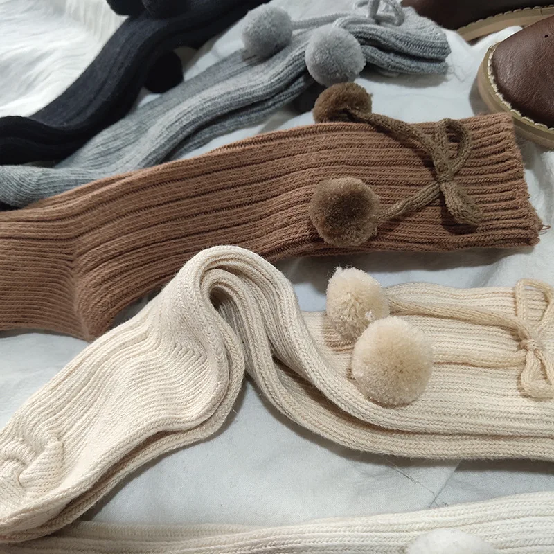 LRT New Design Wholesale European Knit Cotton Baby Knee High Socks Custom Cute Winter Pompon Ribbed Kids Long Socks