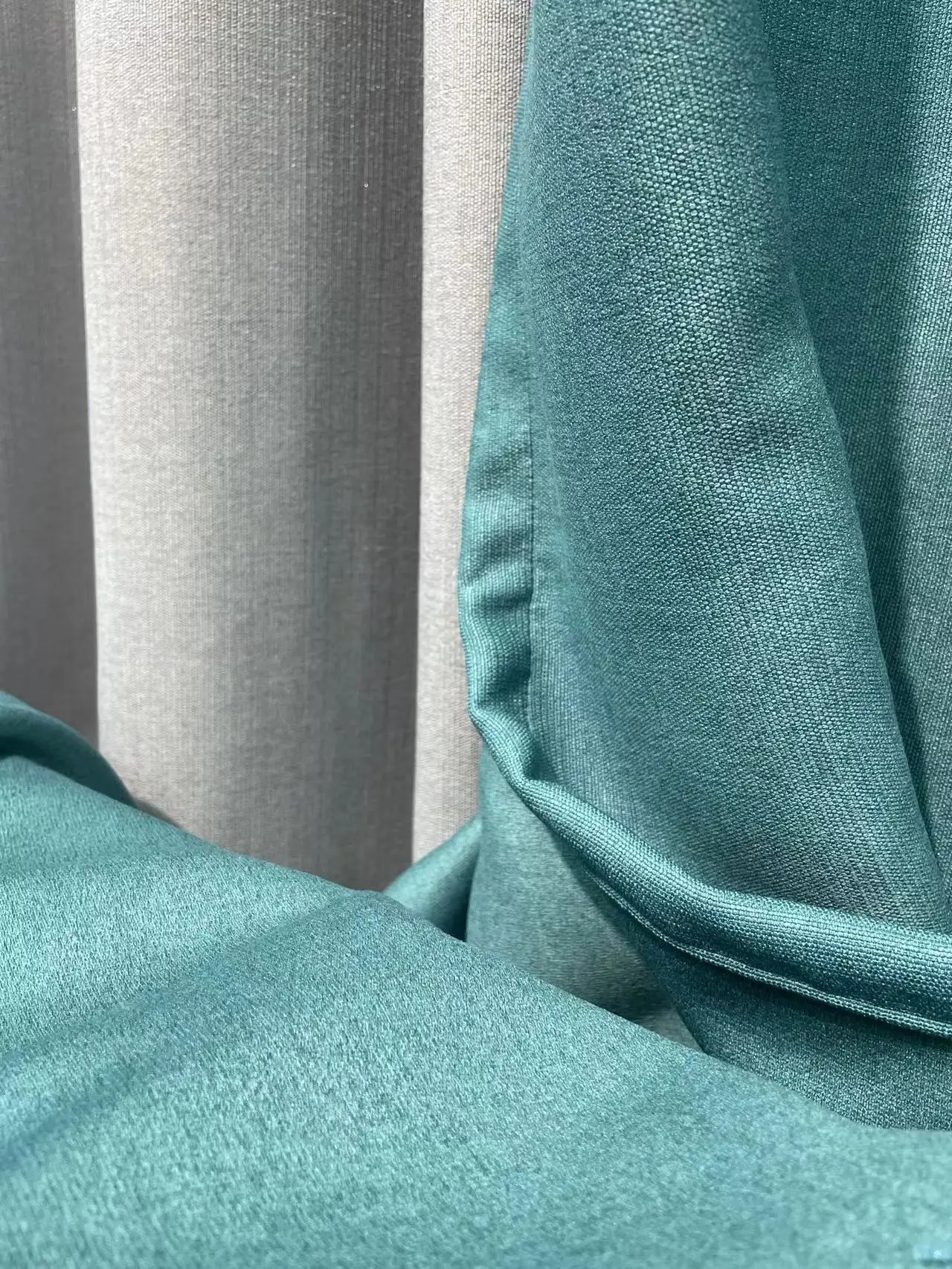 Two Side Same Looking Excellent Blackout 99% Triple Weaving Artwork Black Yarn Curtain Fabric