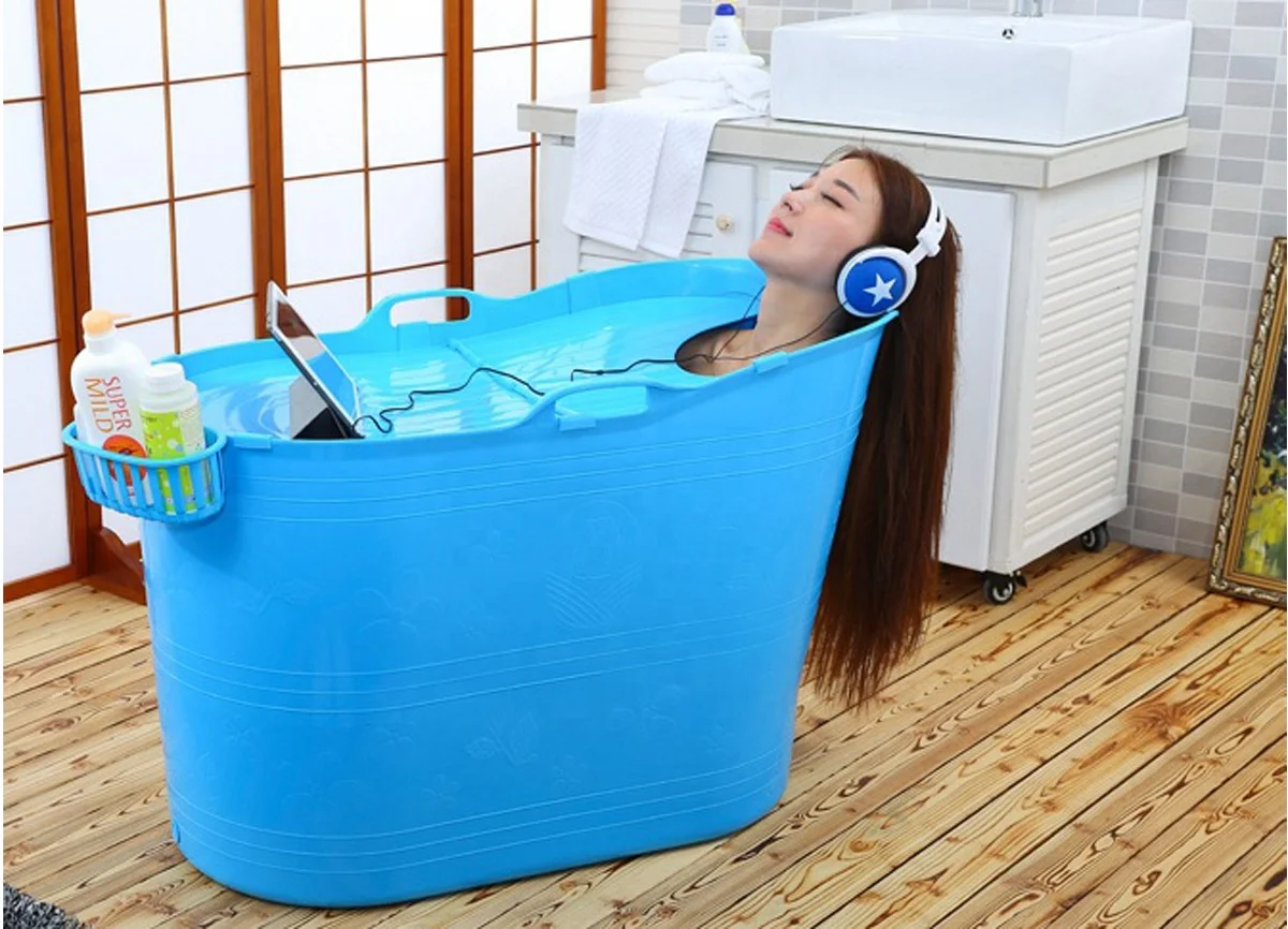 Simple one person hot tub indoor massage bathtub plastic bathtub