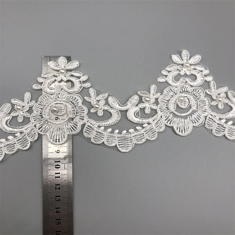 Wholesale White Handmade  Small Bead Guarnicao De Renda Olivet French Mesh Scalloped Tulle Beaded Border Lace Trim