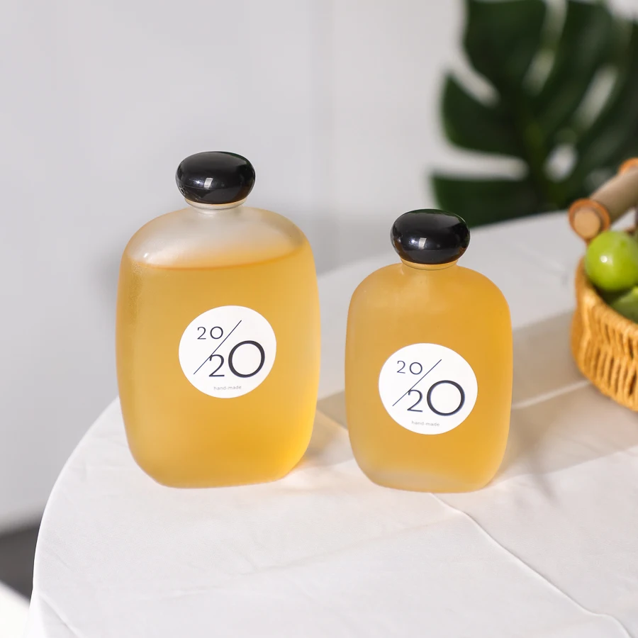 100 ml 200 ml Customized frosted empty cold brew coffee juice whisky glass bottles mini vodka glass bottles with screw cap