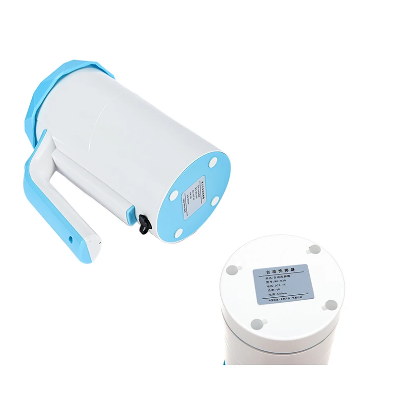 Cute Design China Supplier Silicone Portable Equipped With Charger Pet Foot Washing Cup Dog Paw
