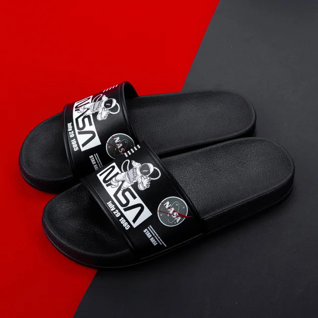 2022 Fashion Slippers For Men In South Korea Men Slides Sandals Shoes Bedroom And Beach Men Slipper
