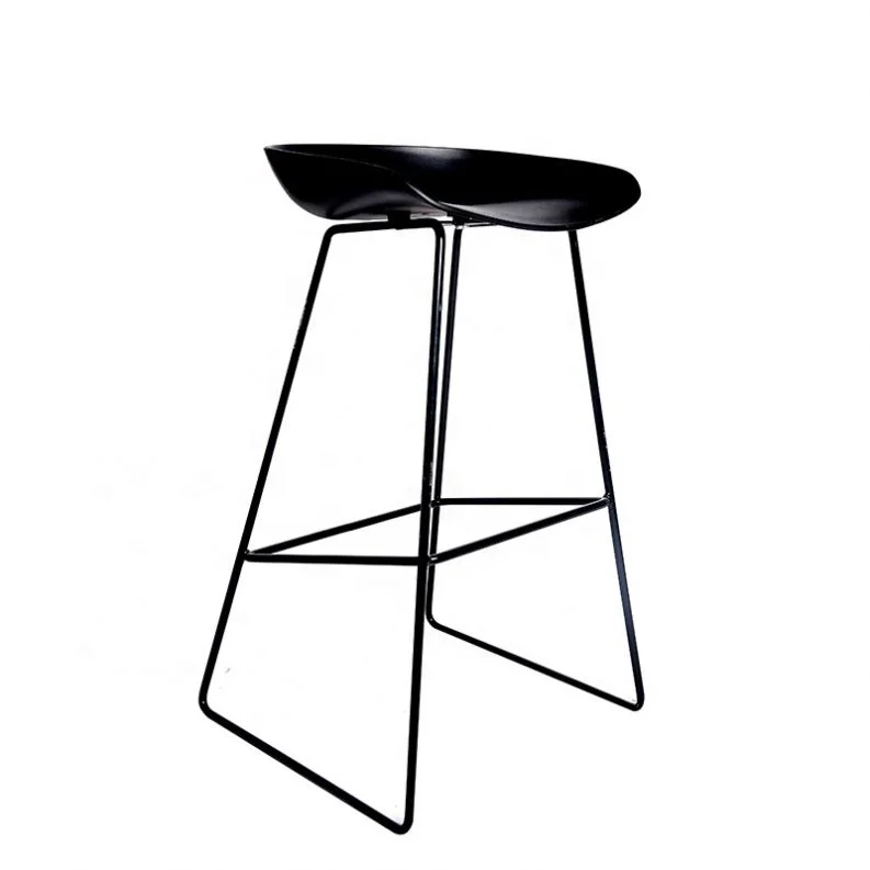 Wholesale cheap commerical furniture plastic bar chairs steel frame high bar stools chair with footrest