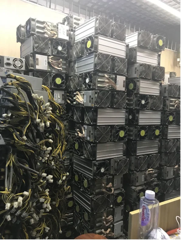 crypto bitcoin mining machine bobcats miner 300 bitmain l3 s19 pro 110th antminer a11 eth 2000mh