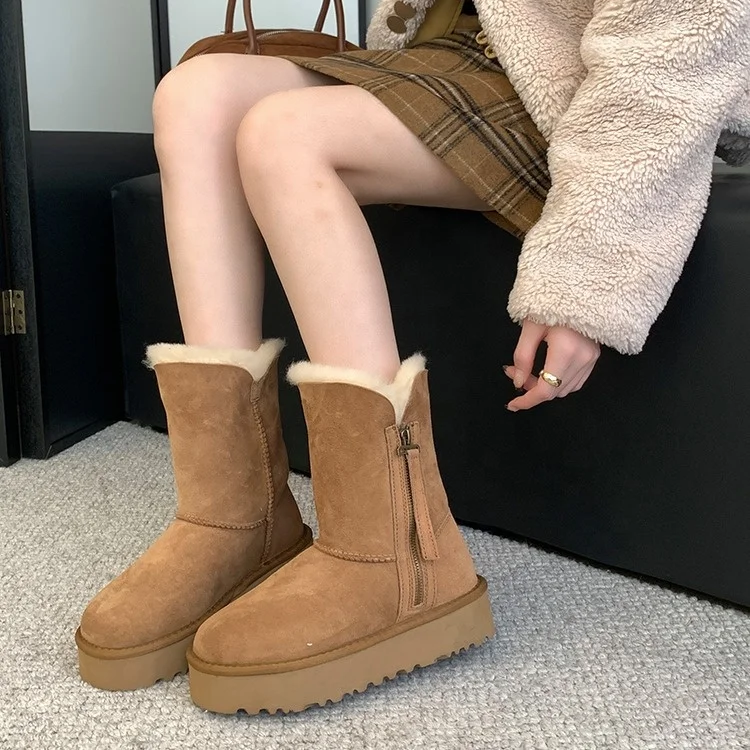 wholesale new style comfortable luxury high quality flat heel fashion boots non-slip  winter cow suede soft warm snow boots