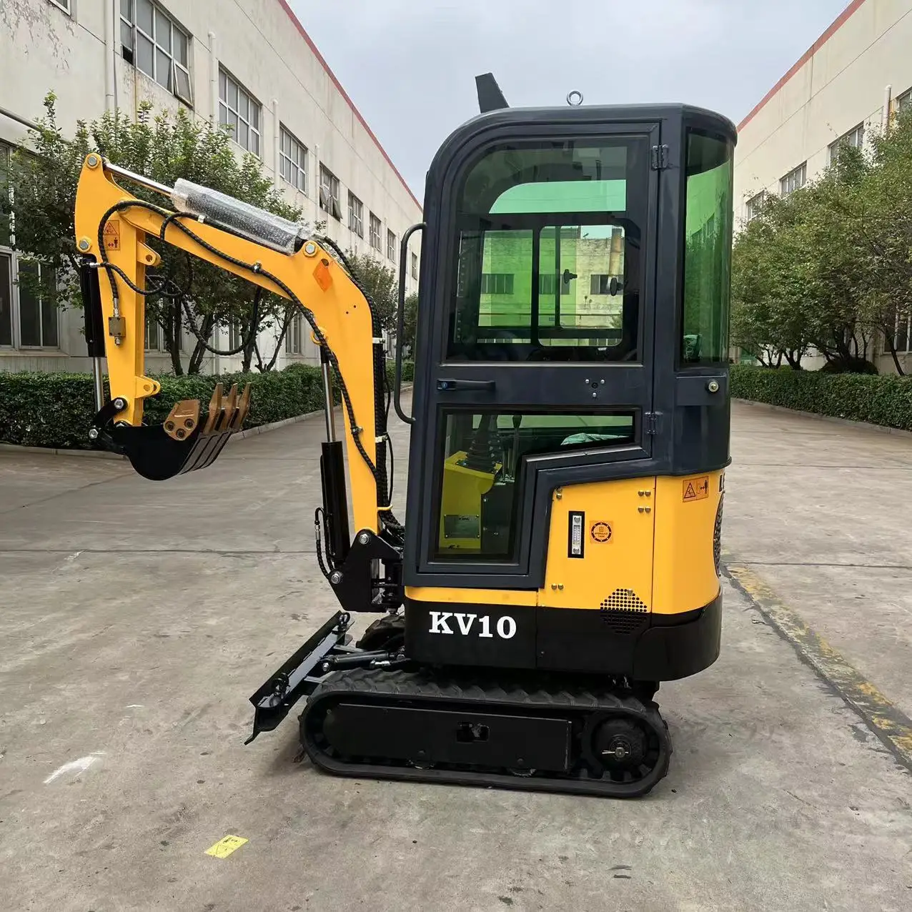 Cheap Price Household Micro Small Digger 1 ton 1.2 ton 2 ton Hydraulic Crawler Mini Excavator For Sale meet CE/EPA/EURO 5