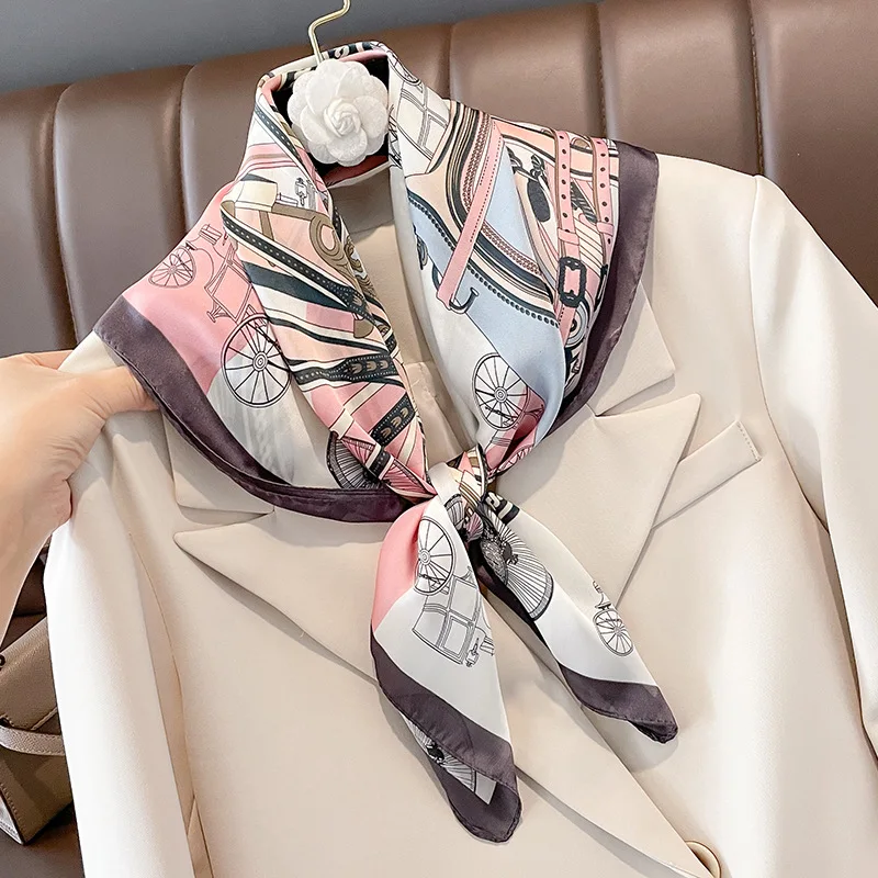 Hot sell new luxury designer carriage pattern silk small square tie scarf women tyre printed 70*70cm silk neckerchief bandanas