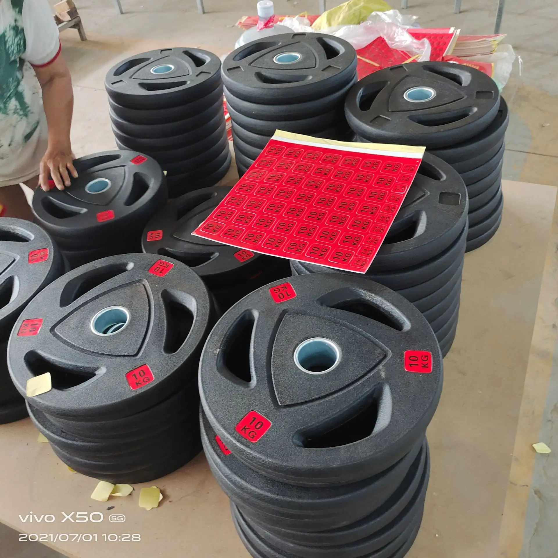 CHANGNORE Three Hole Hand Grip Competitive Film 1kg Black Glue-covered Standard Weight Plates