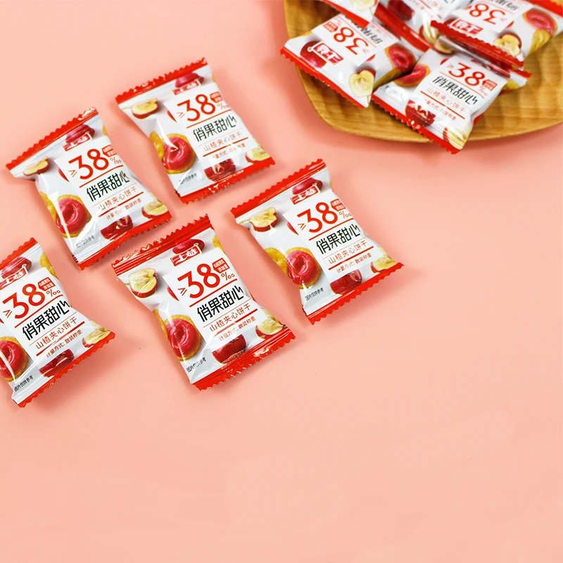 New design Jam filling sandwich cracker 66g Hawthorn fresh fruit jam biscuits snacks manufacturers