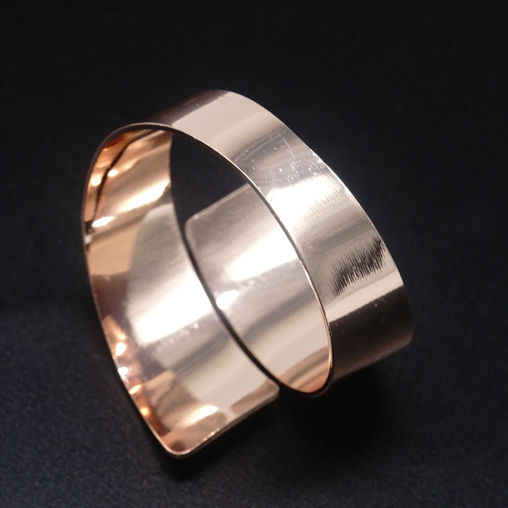 Wholesale kitchen accessories stainless steel diy tissue napkin ring holder for wedding home hotel restaurant decor