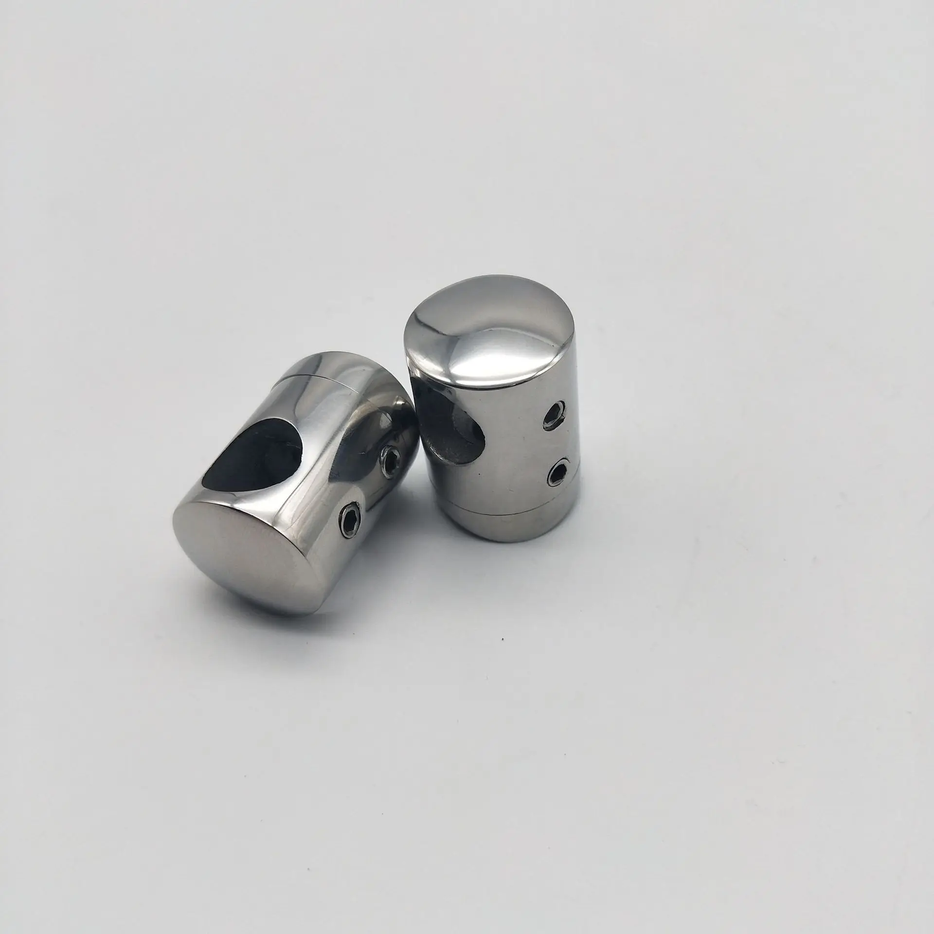 High Quality Railing Accessories Stainless Steel Stair Parts Vertical Bar Connector Round Bar Holder For 16 Mm Tube