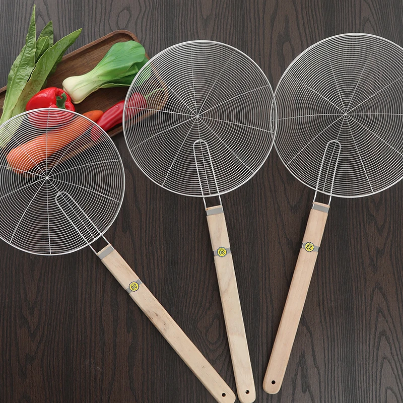 Hot sale  filter fried food noodle strainer mesh wire kitchen colander wooden handle stainless steel sieves strainers