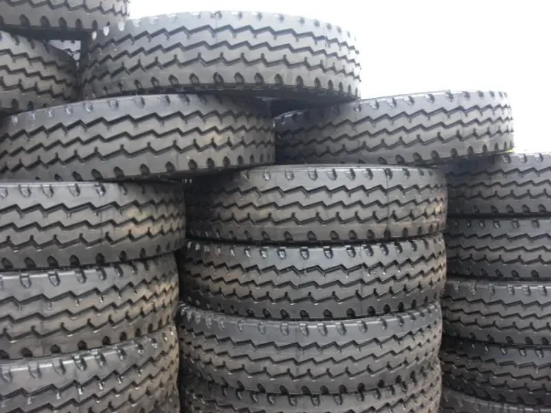 China New Radial Truck Tyres 215/75r17.5 235/75r17.5 High Quality Best Price 295/75r22.5