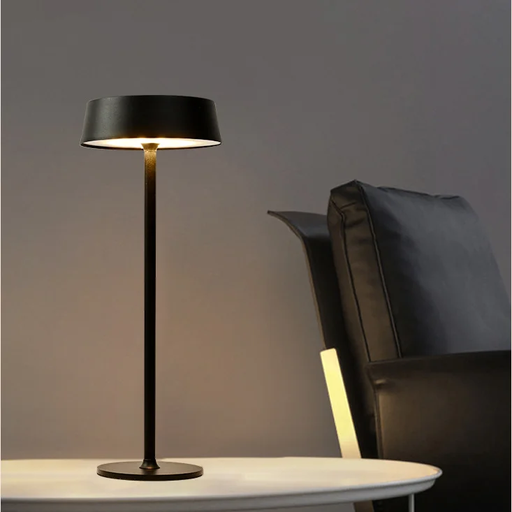 Nordic simple LED cordless table lamp rechargeable desk light hotel commercial bar table light touch dimming wireless lamp