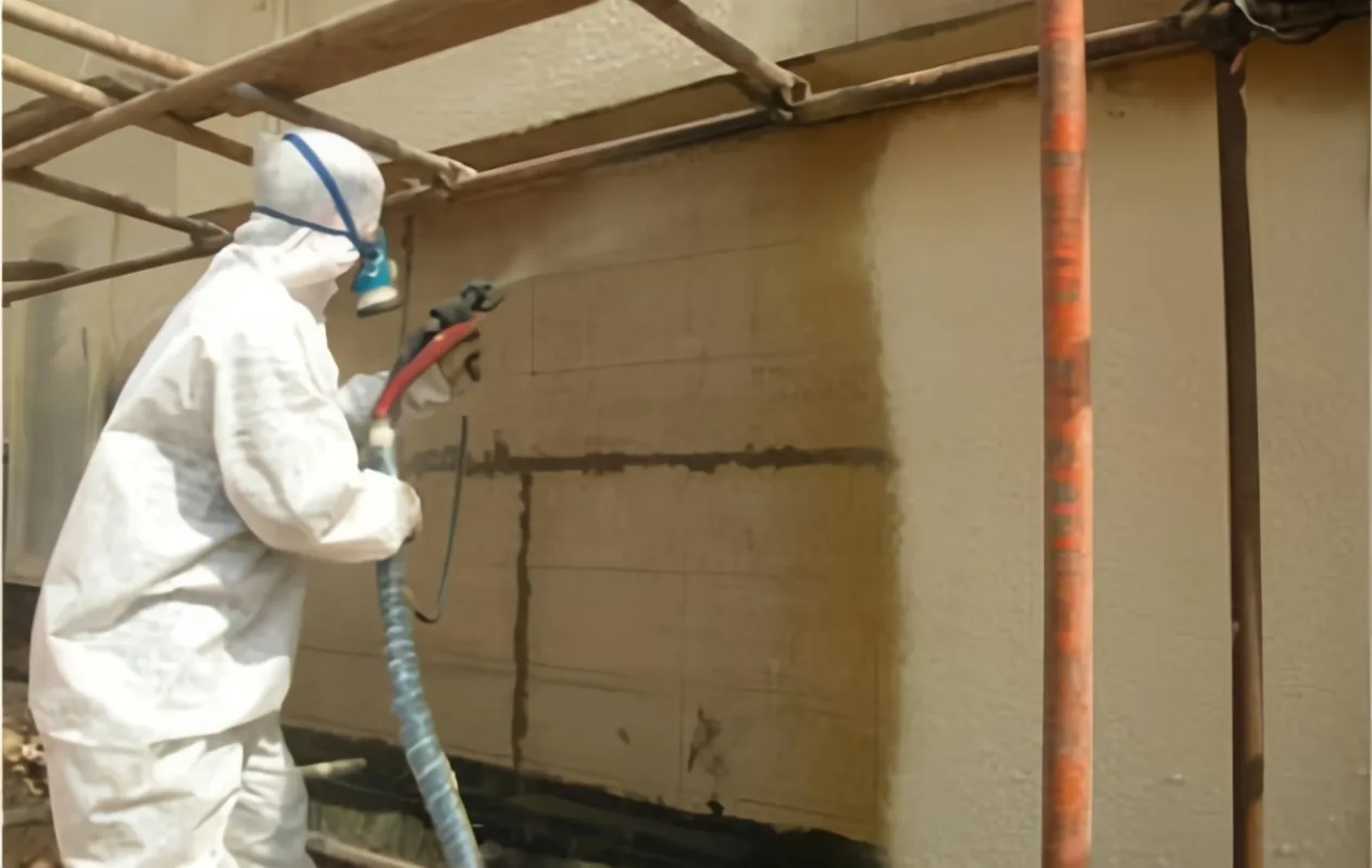 two-component closed cell spray Polyurethane foam mixed with H2O blowing agent