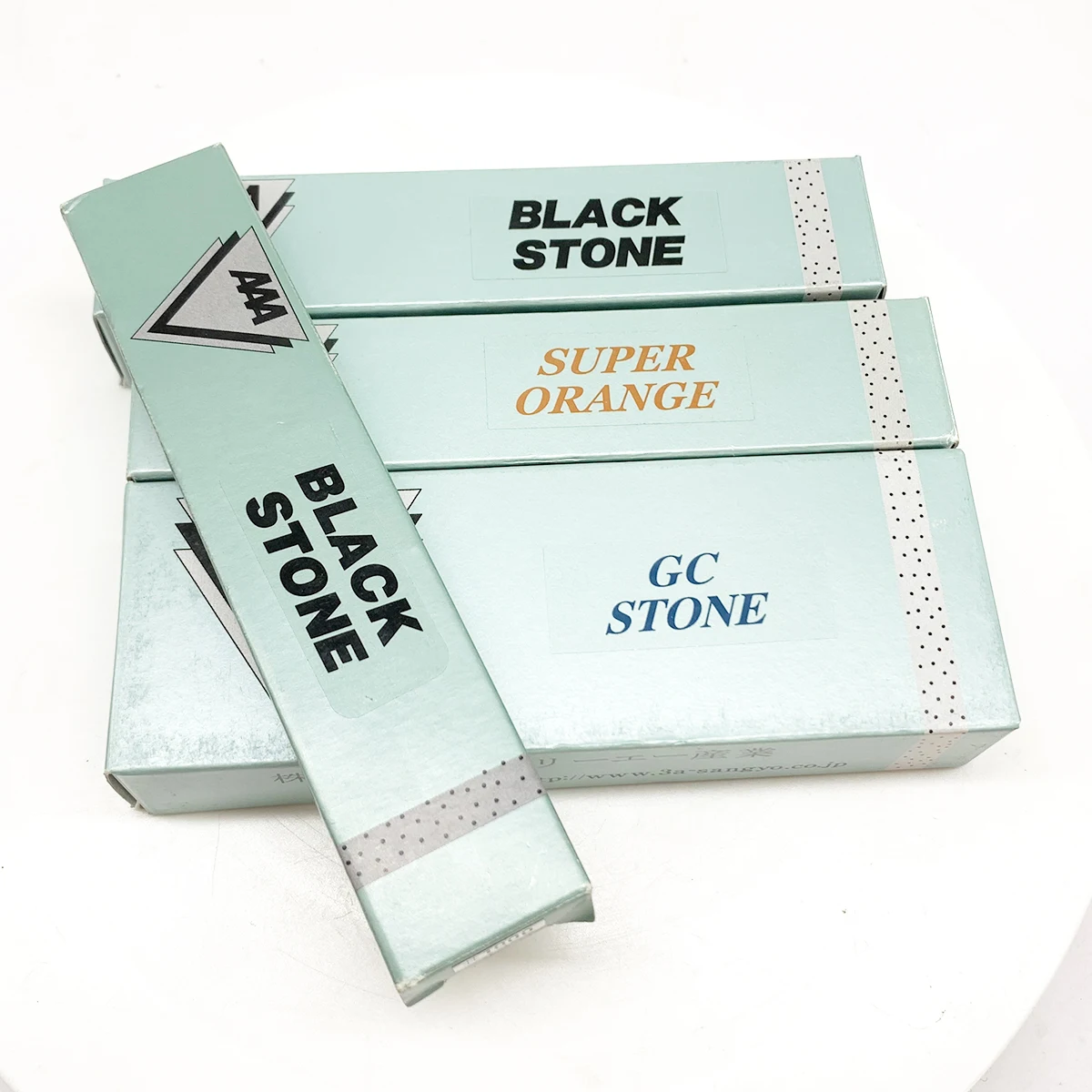 High-Precision Japanese 3A Oil Stone for Mold and Metal Polishing Suitable for Quenched Workpieces and Mirror Finishing