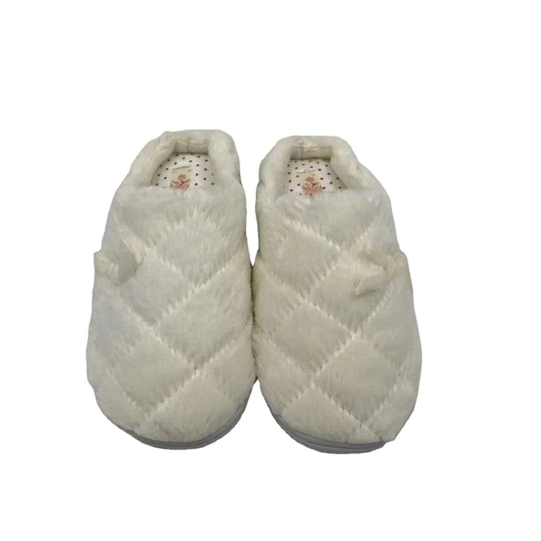 Wholesale winter warm fluffy soft fur quilting house slippers for women