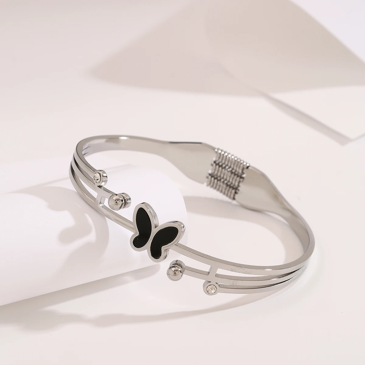 2024 New Design Gold Plated Stainless Steel Butterfly Bangle Fashion Jewelry Bracelet for Women