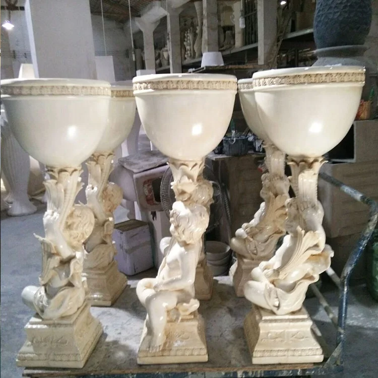 Garden Decorative Fiberglass Angel Sculpture Figure Statue with Flowers Planter