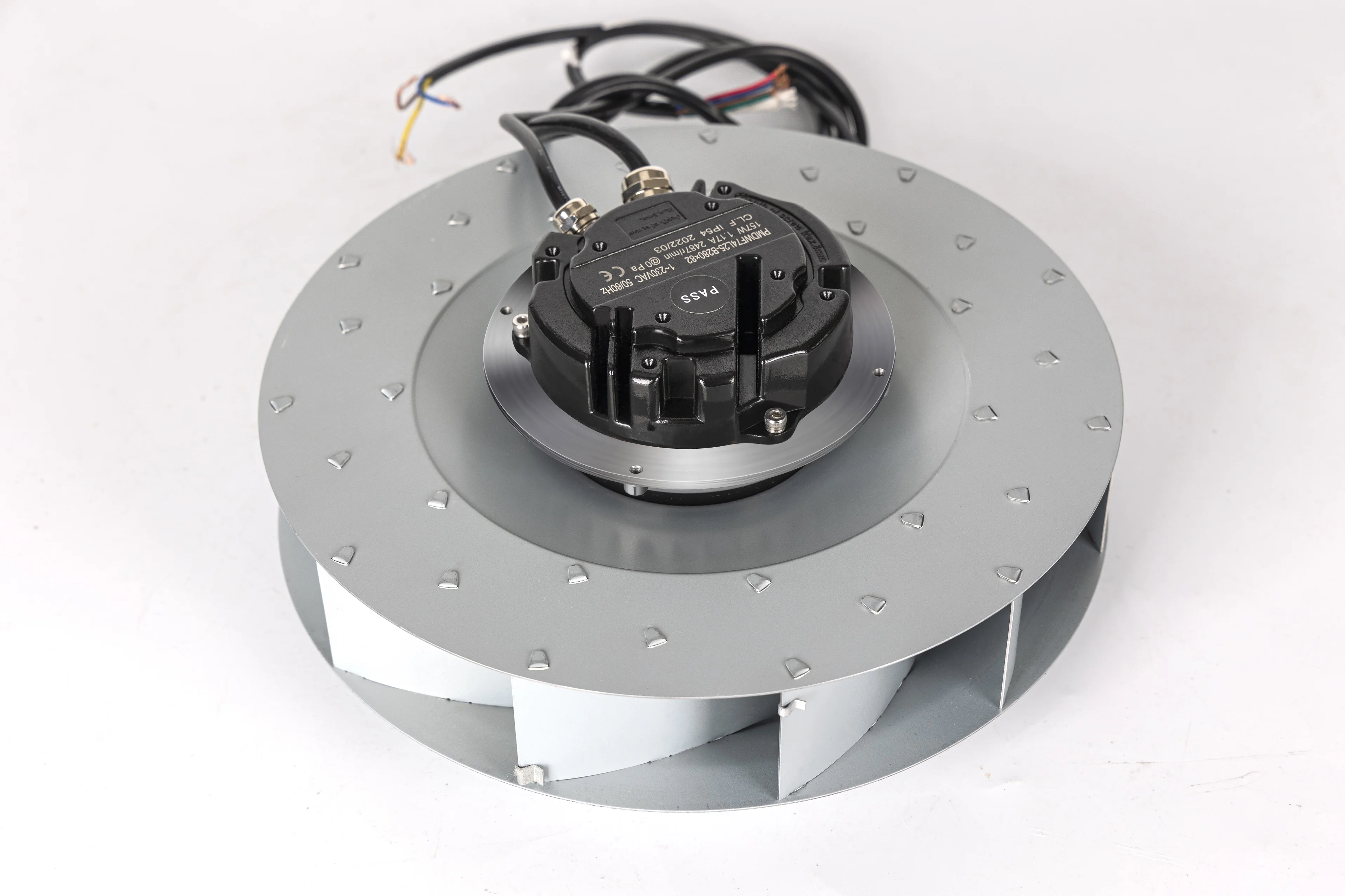 Backward tilting centrifugal fan with galvanised air wheel corrosion resistant outer rotor centrifugal impellers