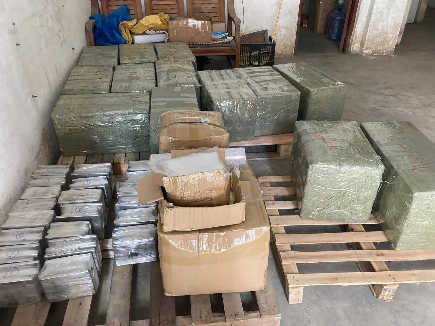 Factory Direct Supply Type-c Mobile Phone USB Data Cable Injection Mold