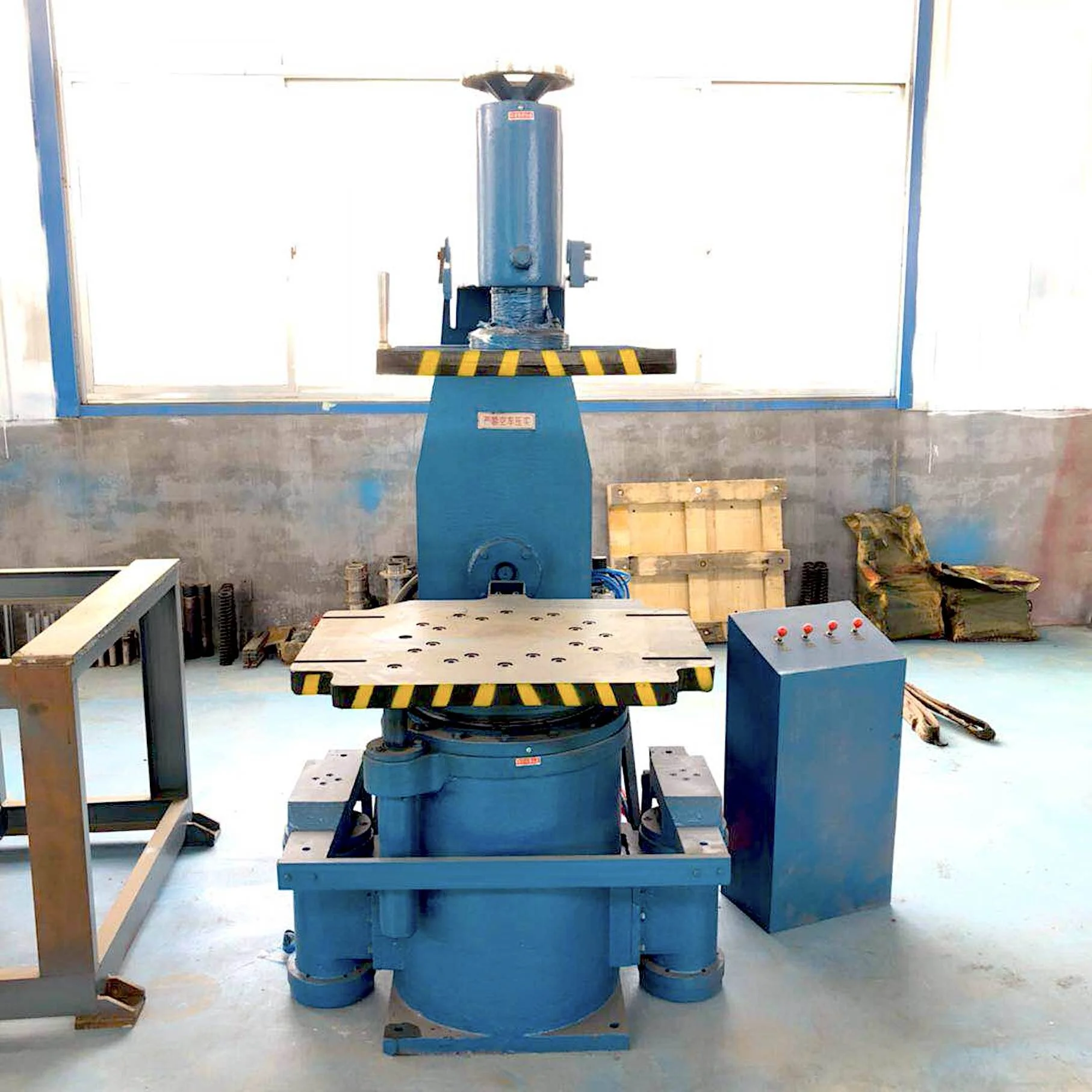 Casting molding machine