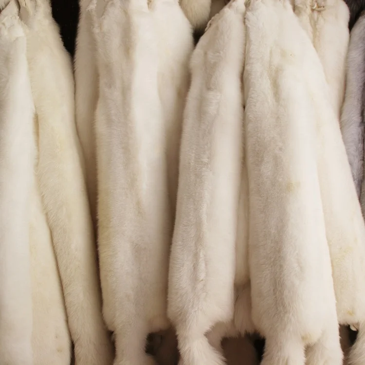 
Wholesale Real White Fox Fur Skin for Women Vest&Coat&Jacket from Chinese Supplier with Cheap Prices 