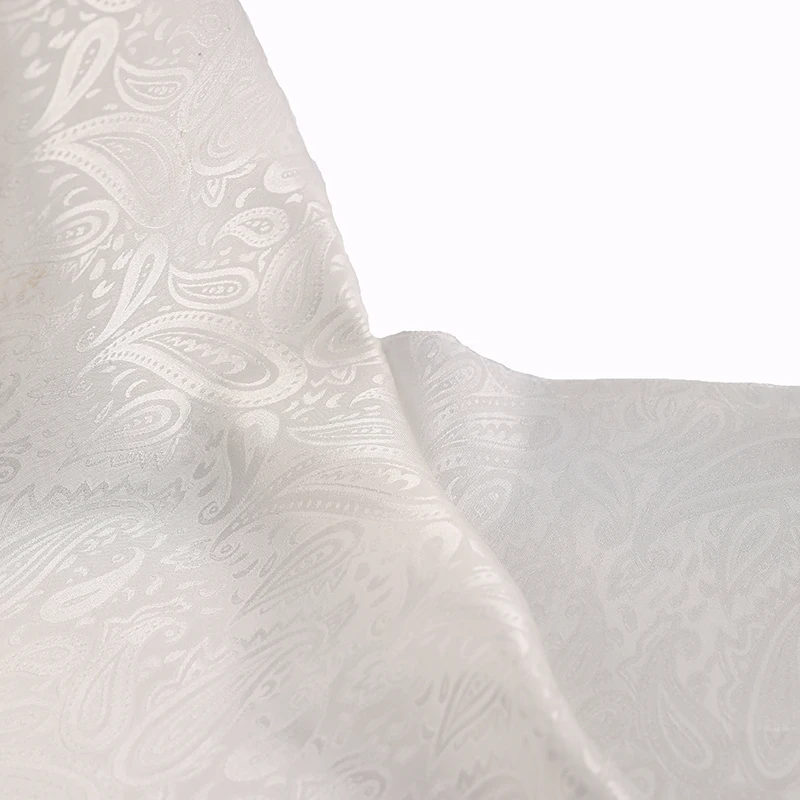Wholesale Zhejiang Silk Aloe Shape White Jacquard 114cm 100% Silk Fabric