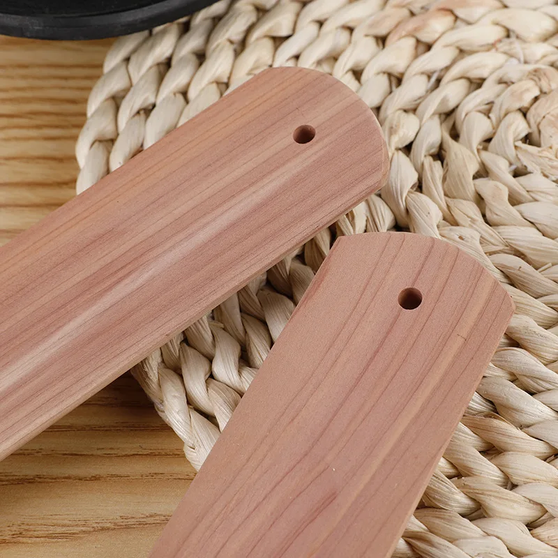 100% Nature Red Cedar Custom Shoe Horn Lazy Shoe Helper Portable Shoe Lifter