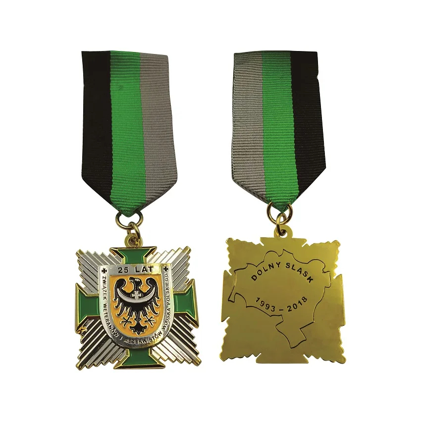 Custom Design Antique Metal Die Casting Soft Enamel Poland Gold Award Medal Brooch Pin for Honor with Short Lanyard