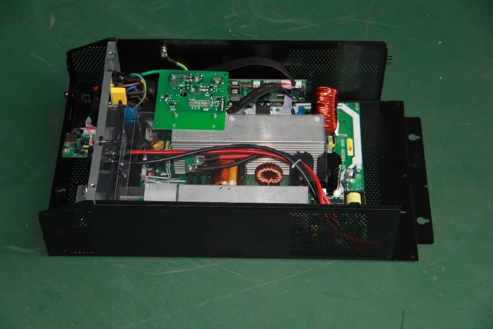  Одобренный CE Солнечные фотоэлектрические сети высокой частотой 24v 220v 50/60hz 5kva PWM модель 3000w гибридного солнечного инвертора 3kw дань уважения инвертор ups