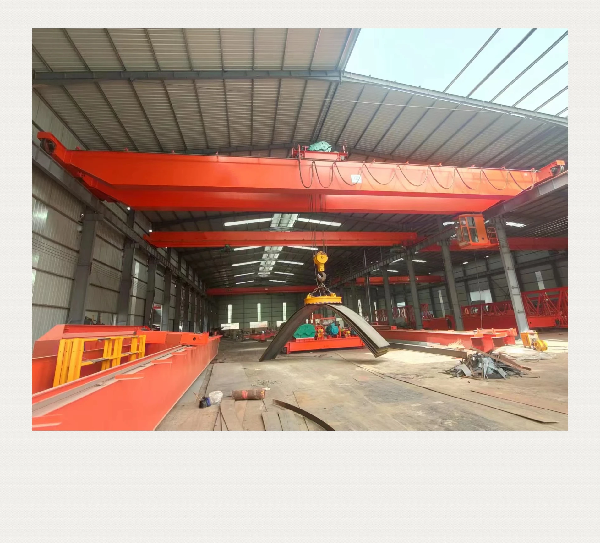 Portable single girder gantry crane 10-200 tons steel movable lifting workshop adjustable height beam crane